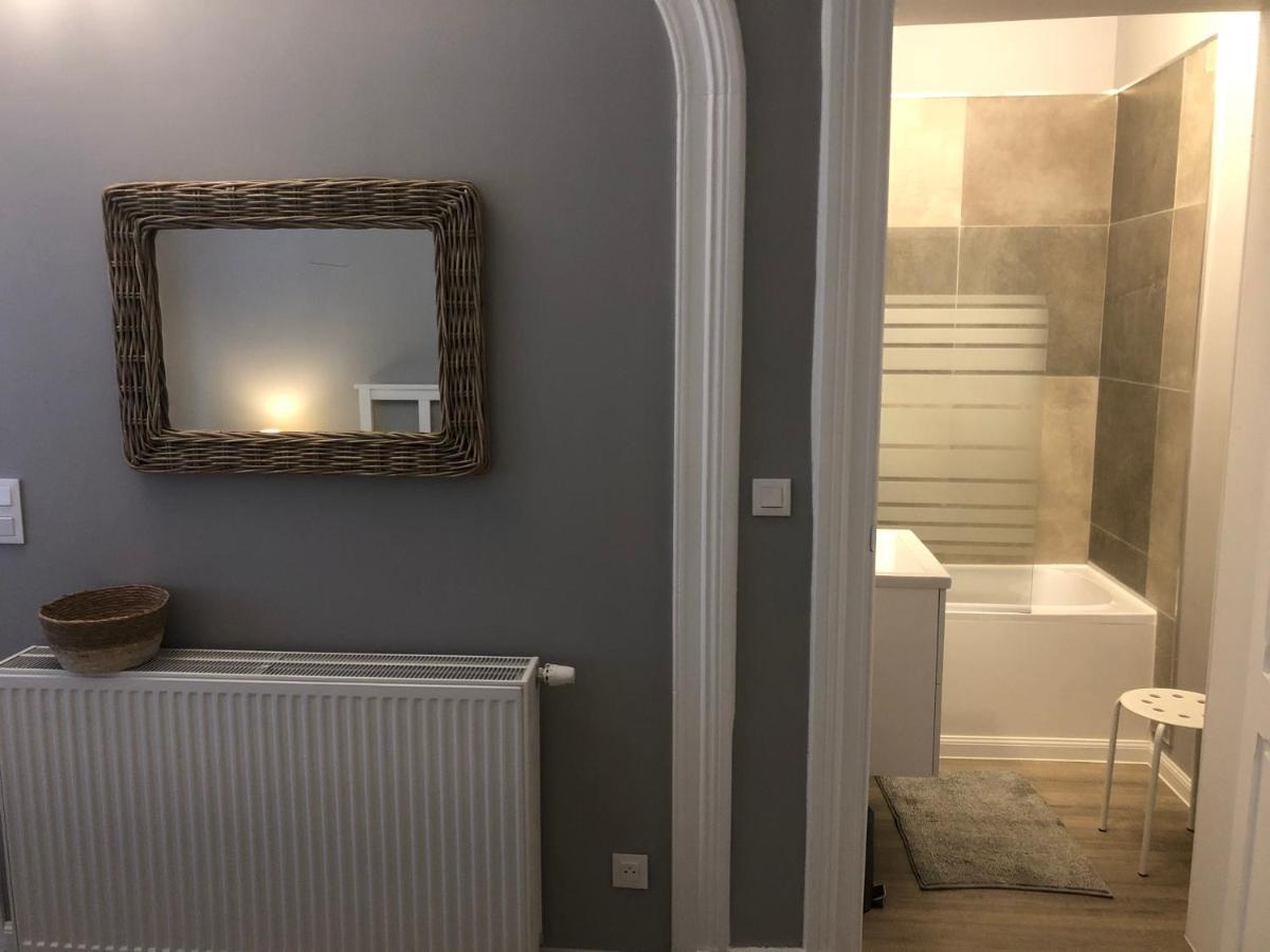 Claire Et Liege, Toute Une Histoire... Apartment Bagian luar foto